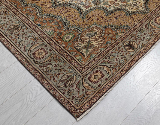 Vintage Oushak Turkish Rug, Handwoven Wool Area Carpet, Beige Rust Medallion Home Decor. 6'6x9'8 feet