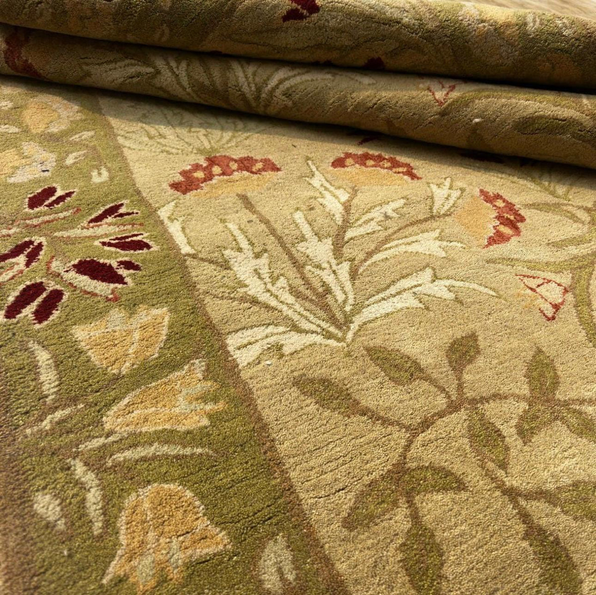 Handmade Wool Area Rug – Beige Floral Carpet, Nature Inspired